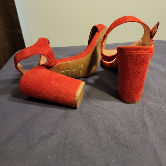 TOP MODA RED Thick High Heels - NWOT - Picture 7 of 10